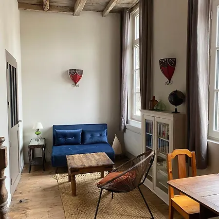 Entre Fleuve Et Ville, Charmante Petite Maison 18e アパート アングレーム
